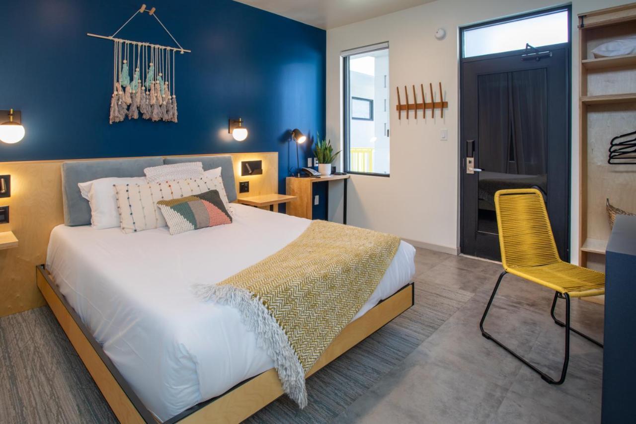 Family or Group Room 1 Queen Bed 6Twin Bunk Beds