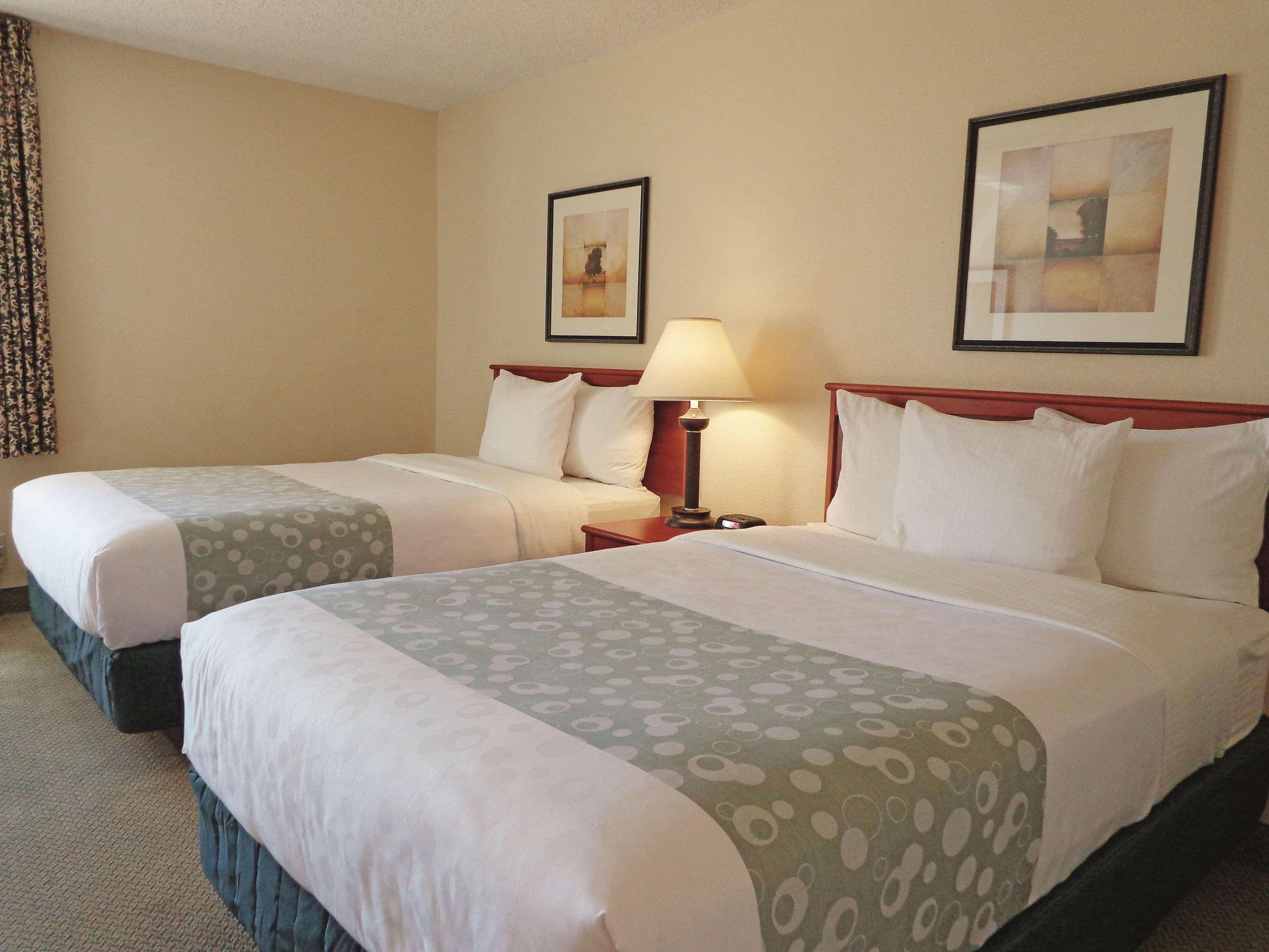 Double Room with Two Double Beds - Non-Smoking,1275901960:JPEG