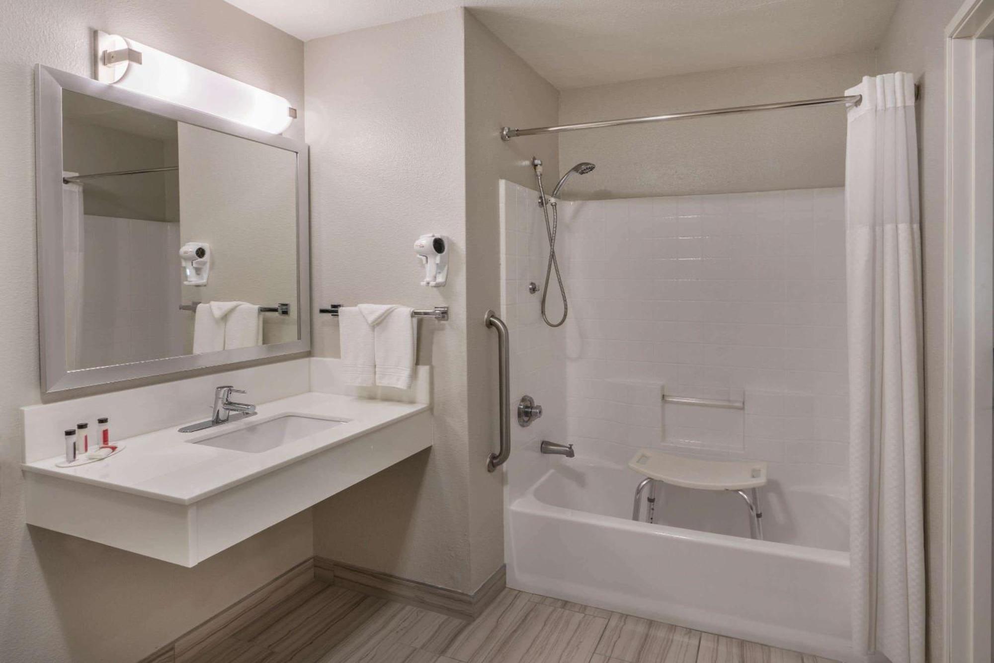 King Room Mobility Access or Non-Smoking