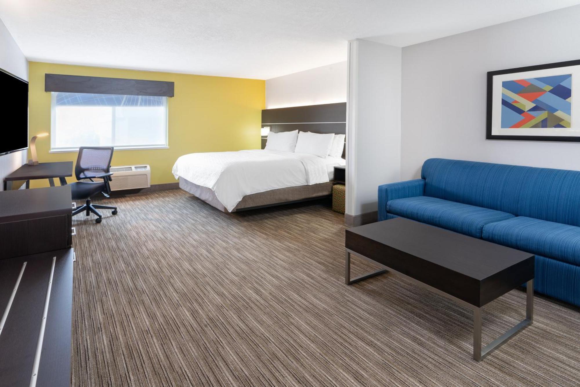 King Suite Sofa Bed Hearing Accessible