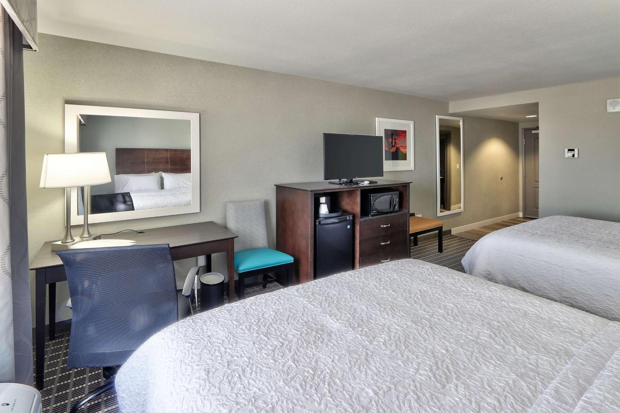Queen Room Two Queen Beds
