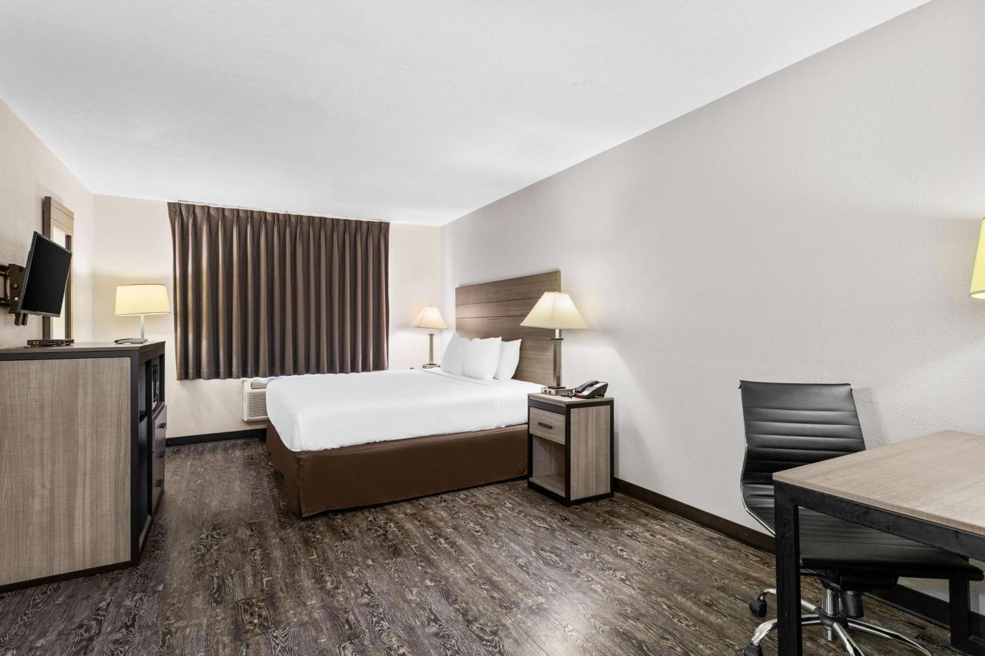 King Room,1585471052:JPEG