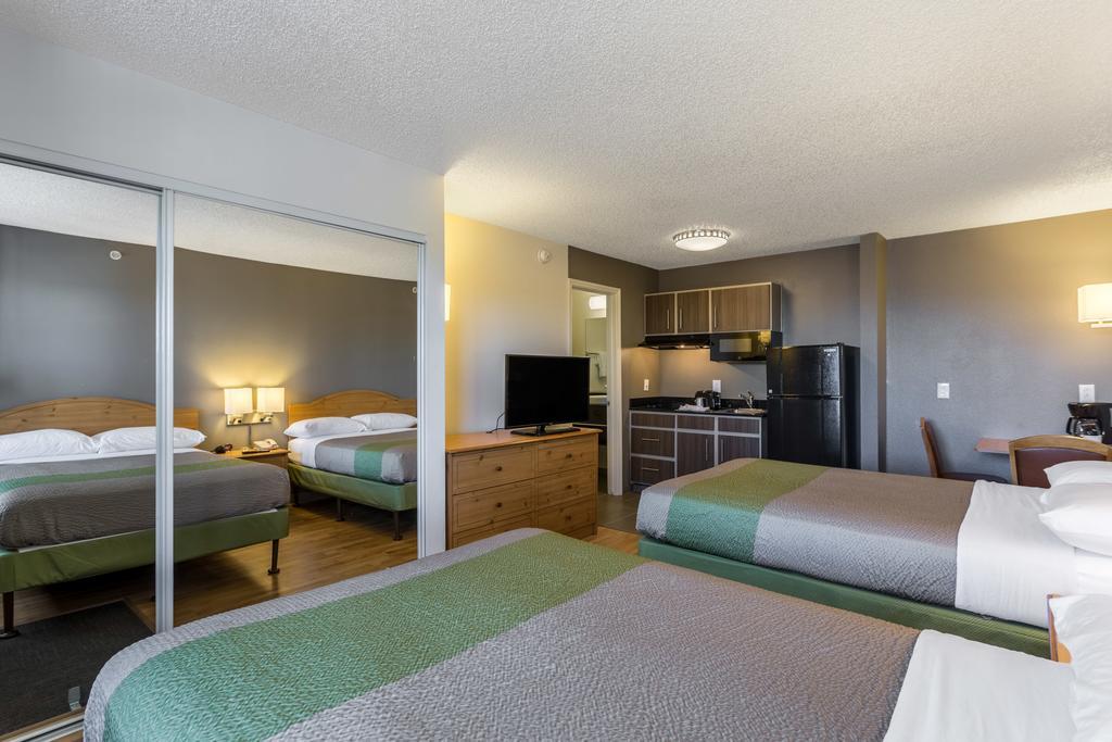 Quadruple Room Disability Access Non-Smoking