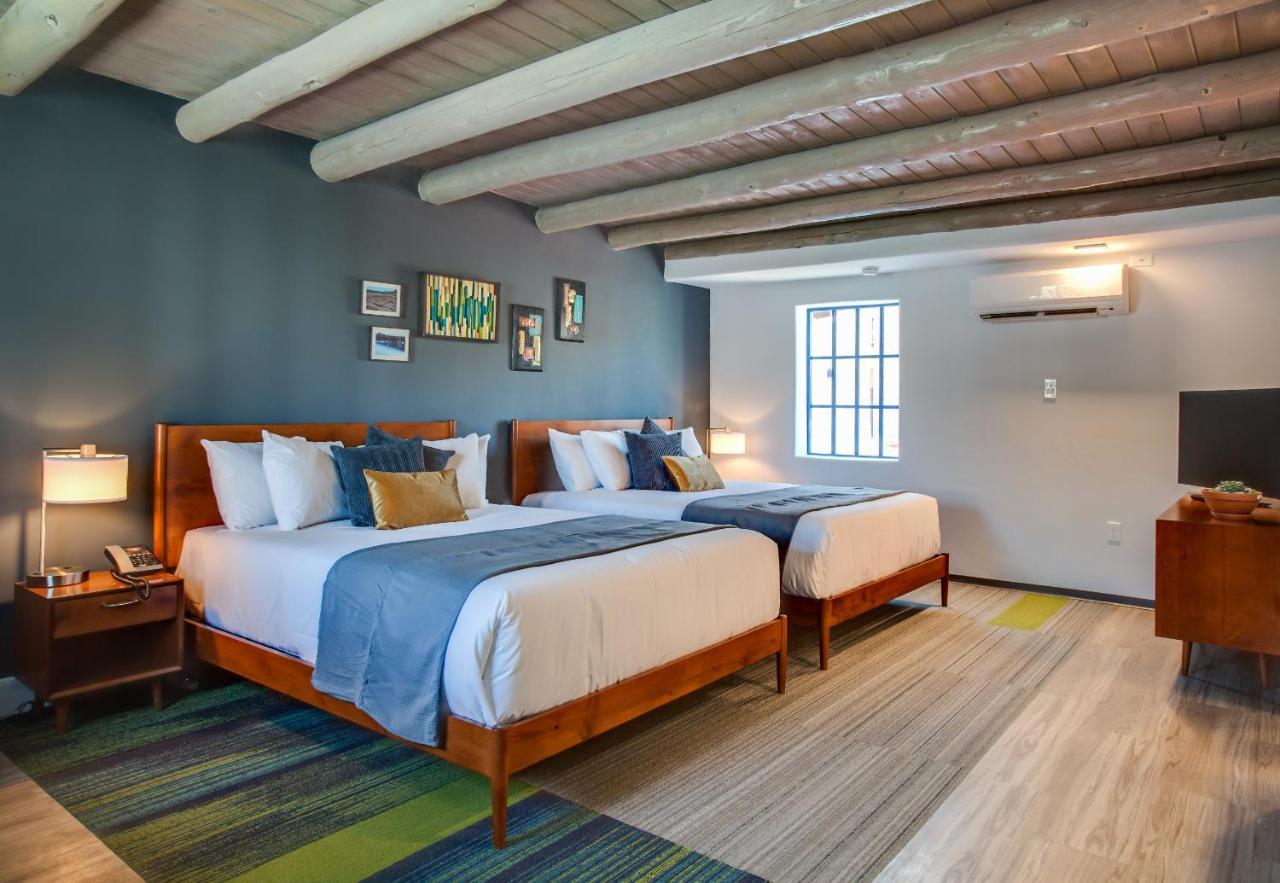 Standard Queen Room Two Queen Beds