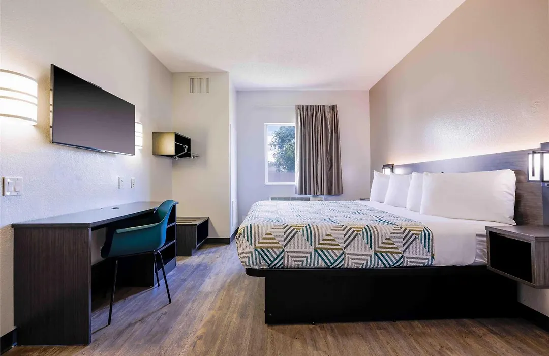 Motel 6-Albuquerque, Nm - North-1