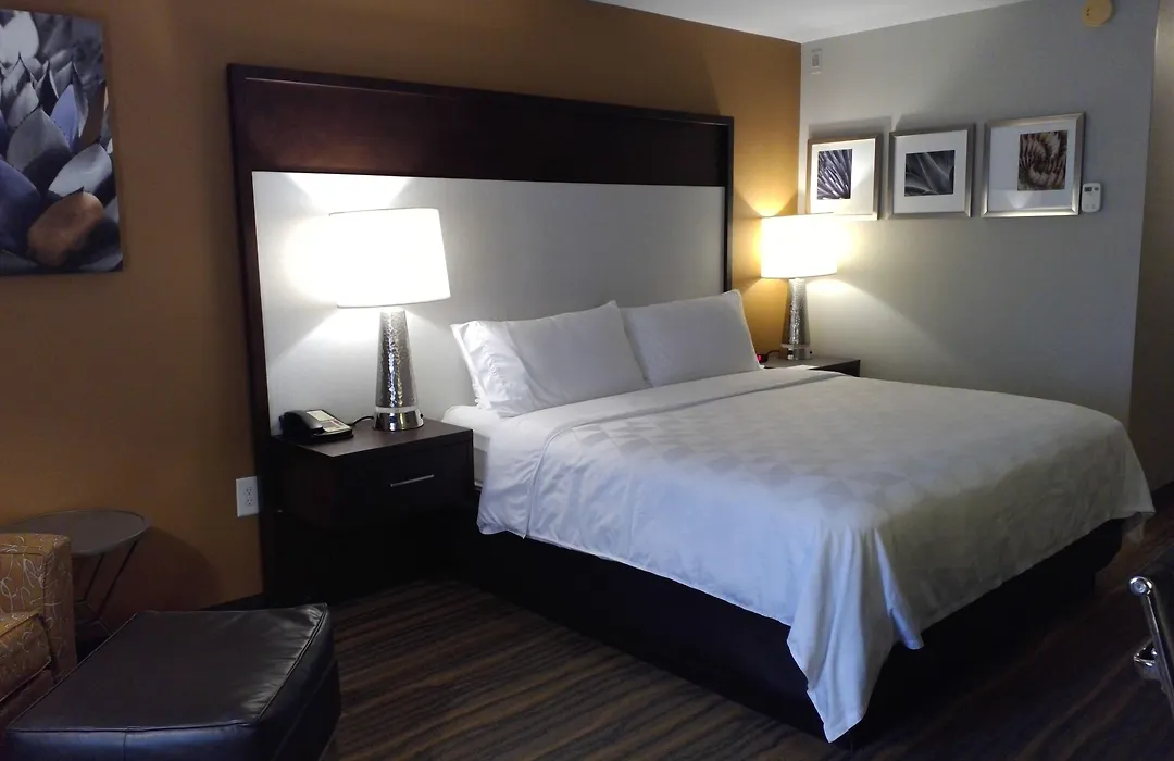 Holiday Inn & Suites Albuquerque-North I-25 By Ihg-1