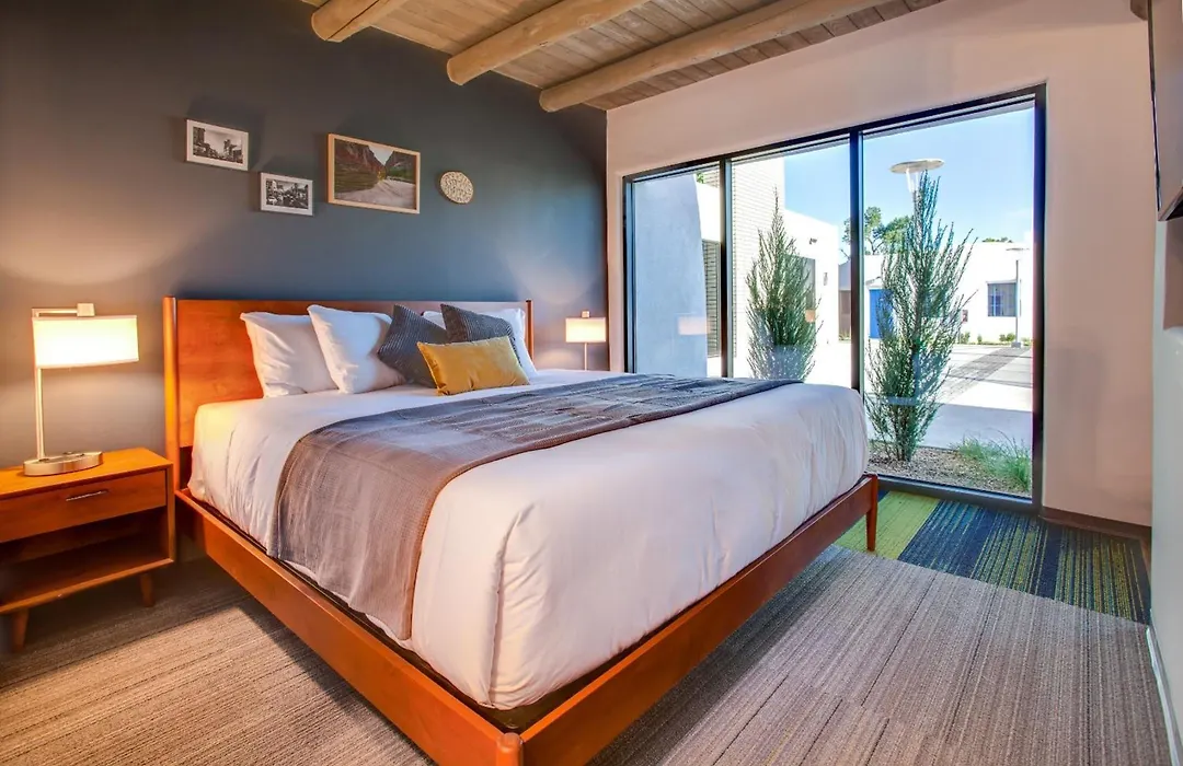 El Vado Motel-1
