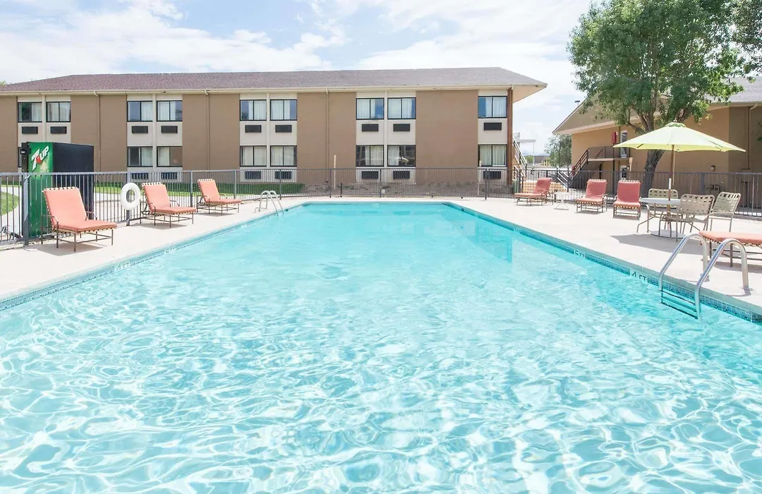 Ramada By Wyndham Albuquerque East-1