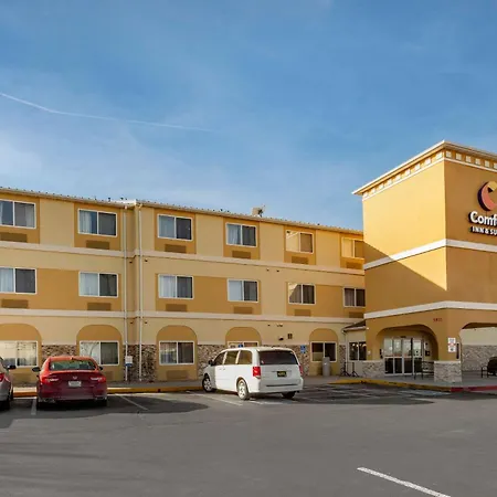 Comfort Inn & Suites Alameda At Albuquerque Balloon Fiesta Park-3