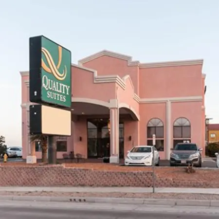 Quality Suites Albuquerque Airport-3