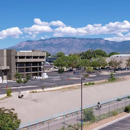 Hampton Inn Albuquerque - University/Midtown-2