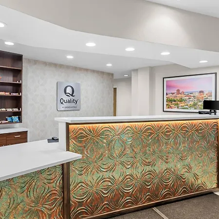Quality Inn & Suites Sunport Airport Albuquerque-2