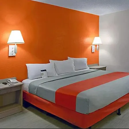 Motel 6 Albuquerque Northeast-3