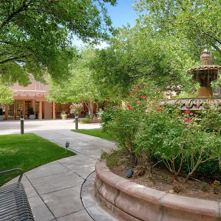 Courtyard By Marriott Albuquerque-3