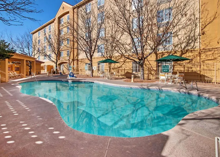 La Quinta By Wyndham Albuquerque West Hotel