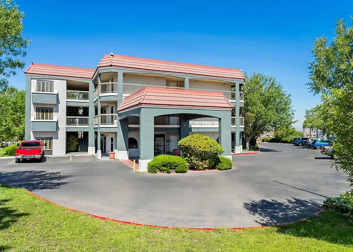 Quality Inn & Suites Sunport Airport Albuquerque