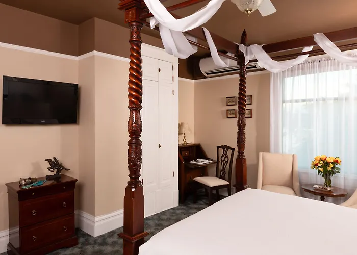 Bottger Mansion Of Old Town Hotel Albuquerque