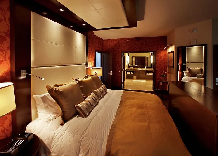 Isleta Resort & Casino (Adults Only)