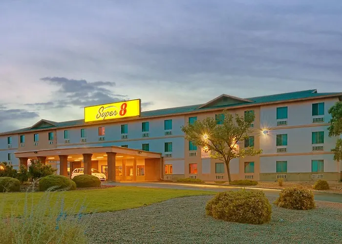 Super 8 Albuquerque/Midtown Hotel